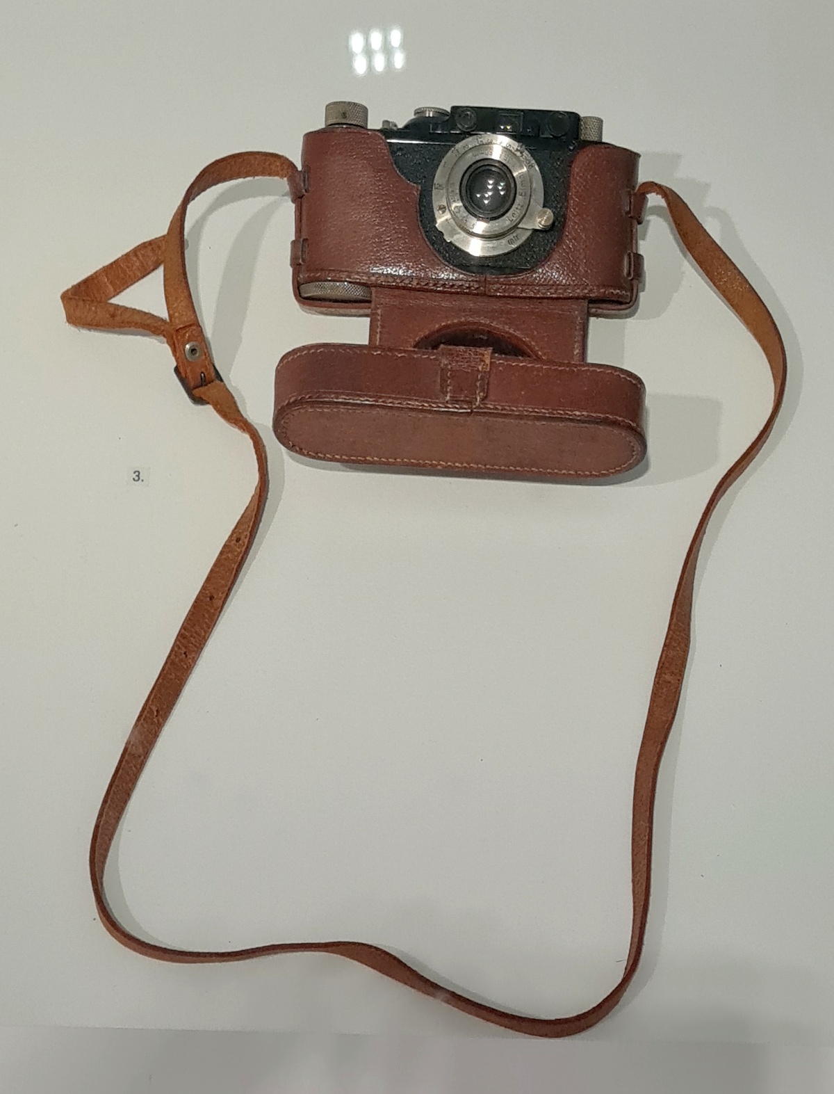 robert capa — Robert Capa 01.jpg