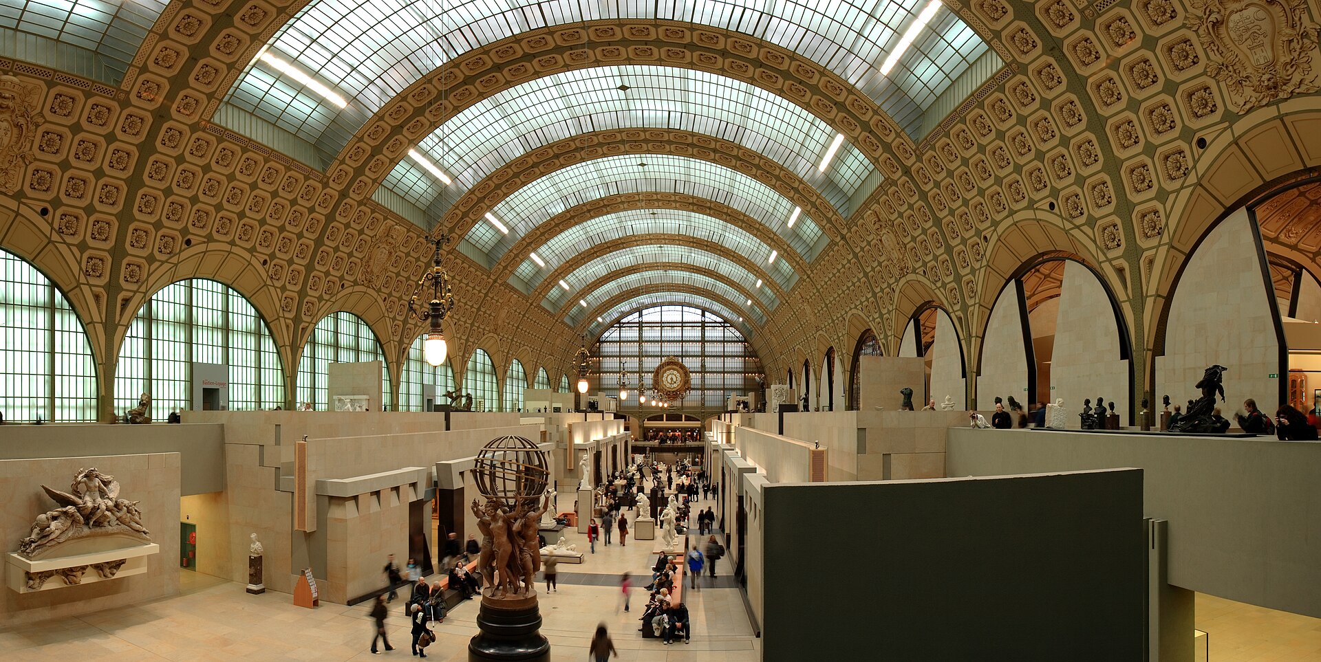 Musée d&#39;Orsay — vue depuis Wikimedia Commons
