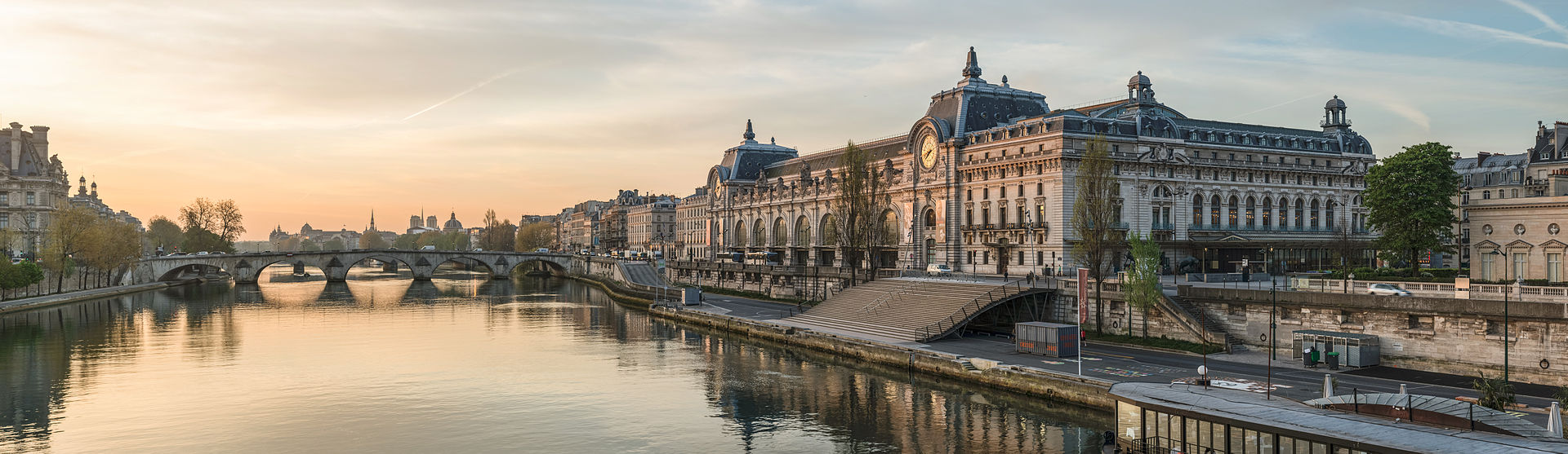 Musée d&#39;Orsay — vue depuis Wikimedia Commons